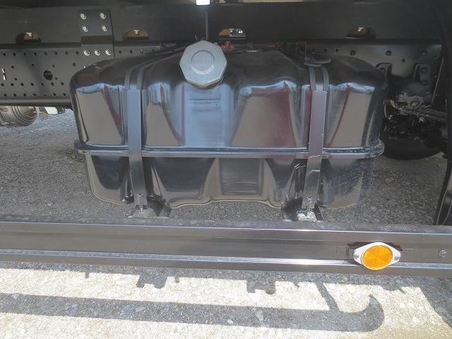 中古トラック いすゞ平ボディ #11