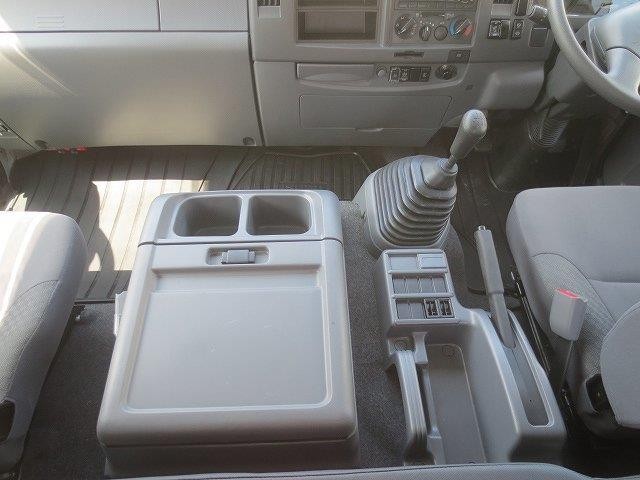 中古トラック いすゞ平ボディ #18