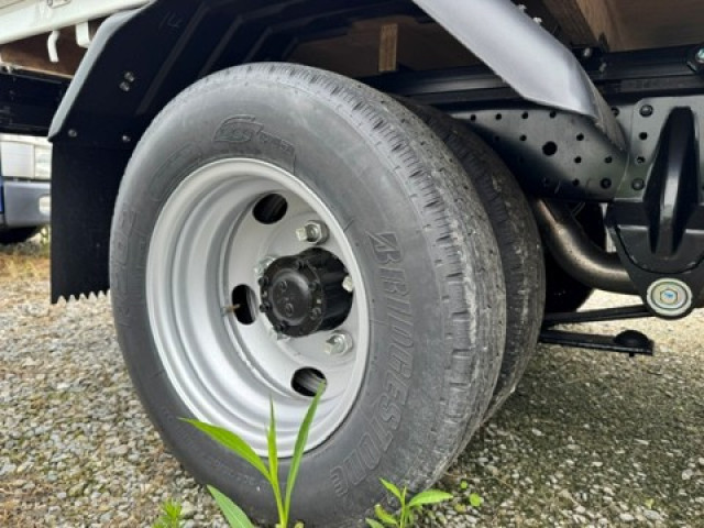中古トラック 三菱ふそうクレーン付平ボディ ＃11
