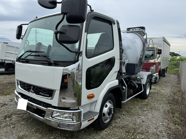 中古トラック 三菱ふそうミキサー車 ＃3