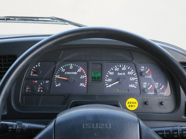 中古トラック いすゞコンクリートミキサー車 ＃16