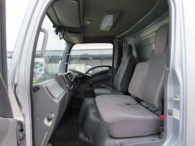中古トラック いすゞアルミバン ＃22