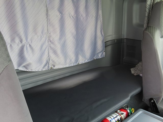 中古トラック いすゞクレーン付平ボディ ＃23
