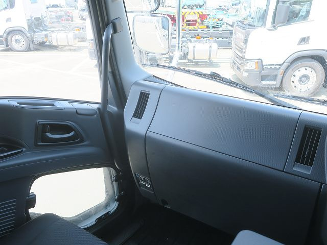 中古トラック いすゞアルミウィング ＃12