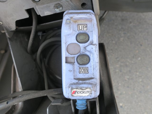 中古トラック 三菱ふそう冷凍バン #11