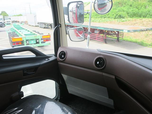 中古トラック 日野クレーン付セルフローダー ＃15
