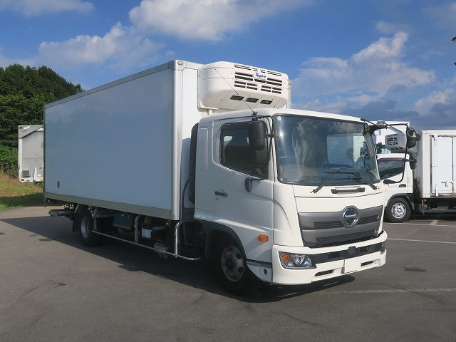 中古トラック 日野冷凍バン ＃2