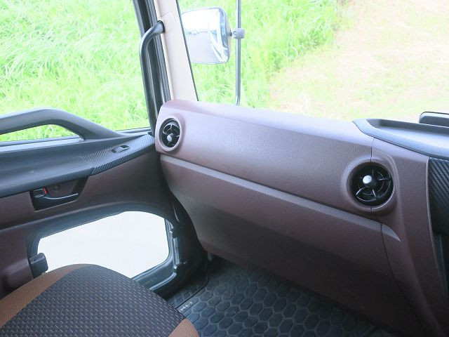 中古トラック 日野冷凍バン ＃14