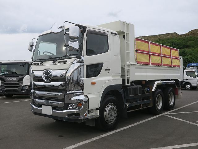中古トラック 日野プロフィア 大型ダンプ