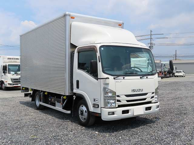 中古トラック いすゞアルミバン ＃2