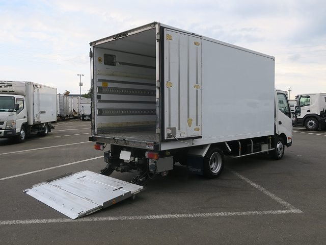 中古トラック 日野冷凍バン ＃5