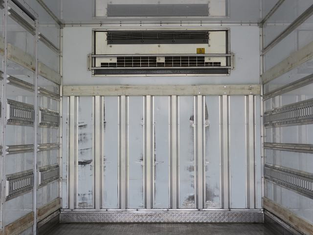 中古トラック 日野冷凍バン ＃7