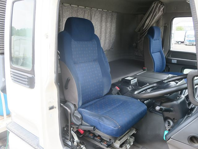 中古トラック いすゞコンクリートミキサー車 ＃12