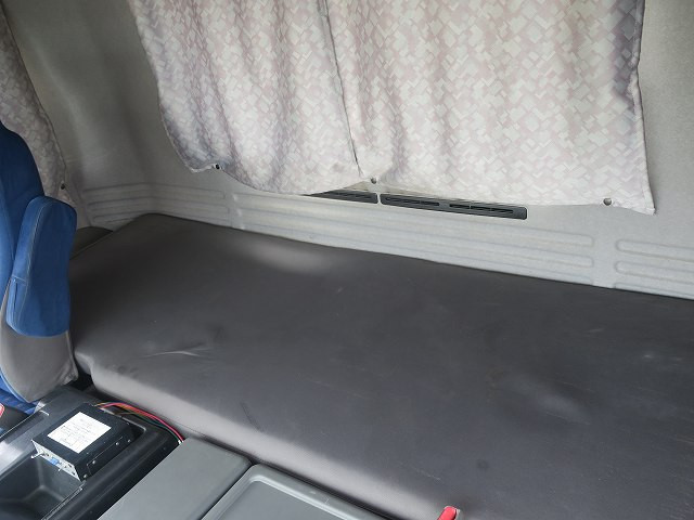 中古トラック いすゞコンクリートミキサー車 ＃23