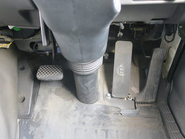 中古トラック いすゞコンクリートミキサー車 ＃24