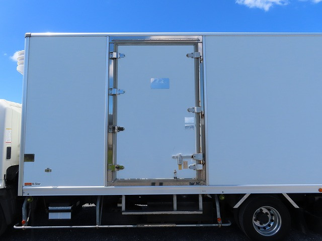 中古トラック 日野冷凍バン ＃9
