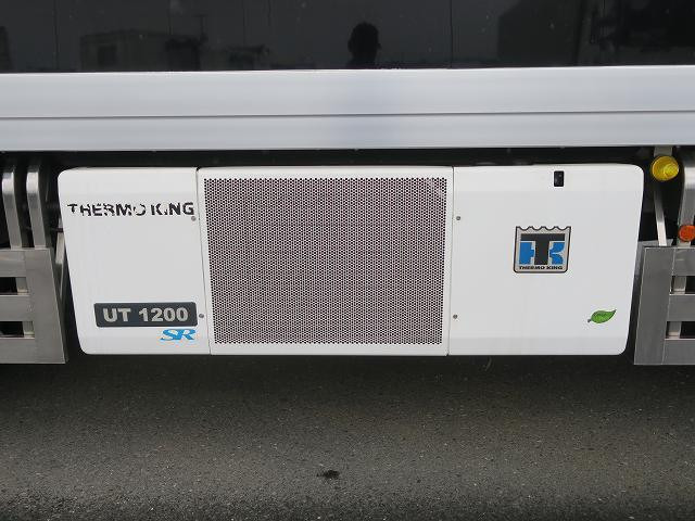 中古トラック 三菱ふそう冷凍バン ＃14