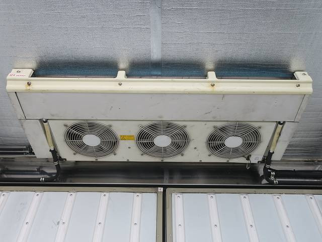 中古トラック いすゞ冷凍バン ＃10