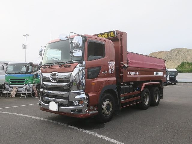 日野　ダンプ