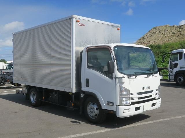 中古トラック いすゞアルミバン ＃2