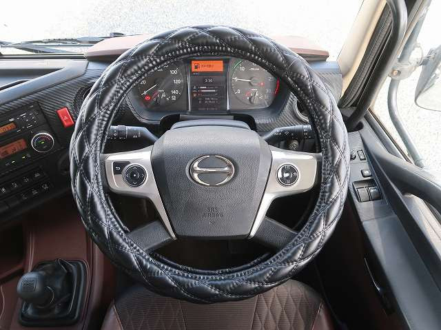 中古トラック 日野トラクタヘッド ＃18
