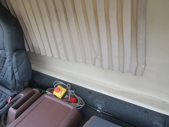 中古トラック 日野パッカー車(塵芥車) #24