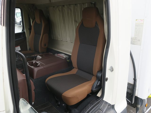 中古トラック 日野冷凍バン ＃21