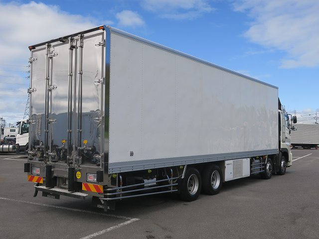 中古トラック 日野冷凍バン ＃3