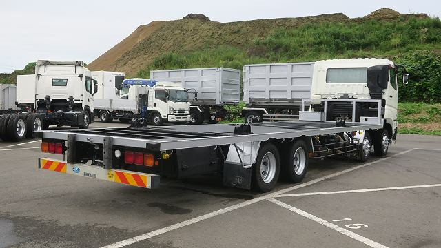 中古トラック 三菱ふそうコンテナ専用車 ＃3
