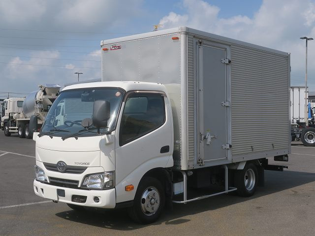 中古トラック トヨタ ダイナ 2tアルミバン