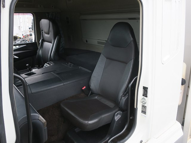 中古トラック 三菱ふそうアルミウィング ＃22