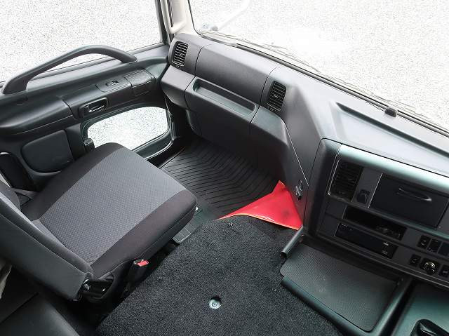 中古トラック 日野トラクタヘッド ＃14