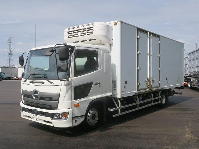 中古トラック 日野冷凍バン