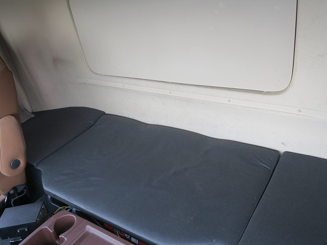 中古トラック  日野プロフィア 脱着装置付コンテナ専用車 