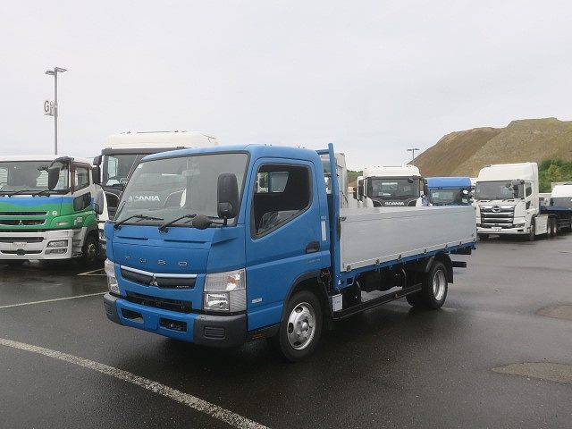 三菱ふそう　平ボディ