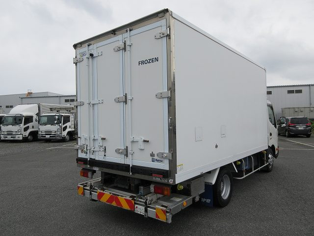中古トラック 日野冷凍バン ＃3