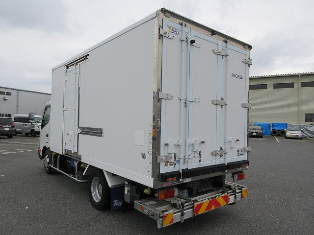 中古トラック 日野冷凍バン ＃4