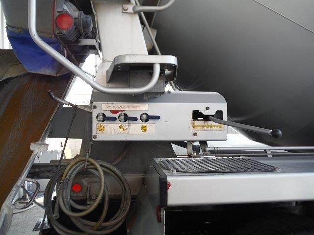 中古トラック 三菱ふそうコンクリートミキサー車 #8