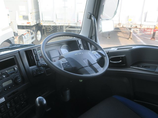 中古トラック いすゞアルミウィング ＃15