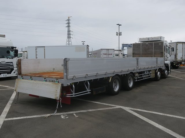 中古トラック UDトラックス平ボディ ＃6