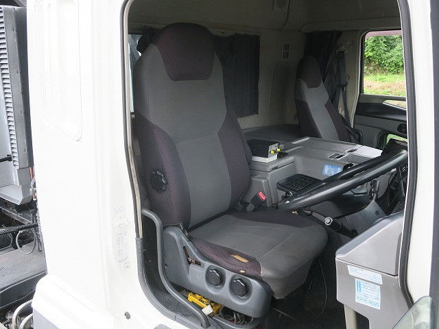 中古トラック 三菱ふそう 脱着式コンテナ専用車   ＃15