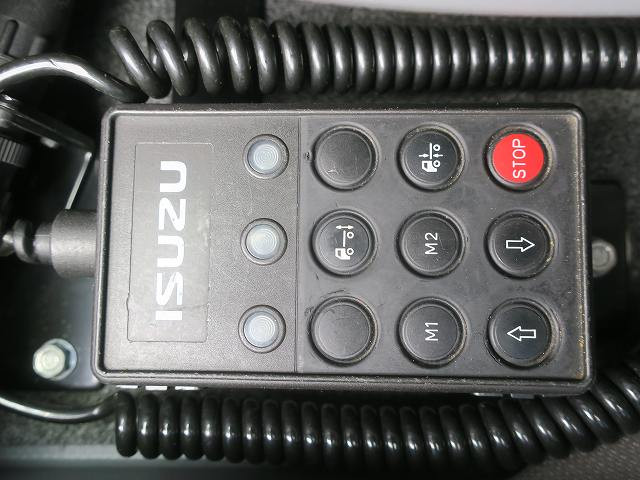中古トラック いすゞ冷凍バン ＃19