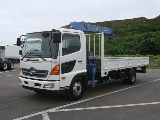 中古トラック 日野クレーン付