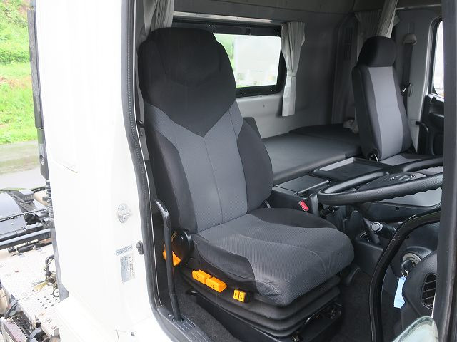 中古トラック 日野トラクタヘッド ＃12