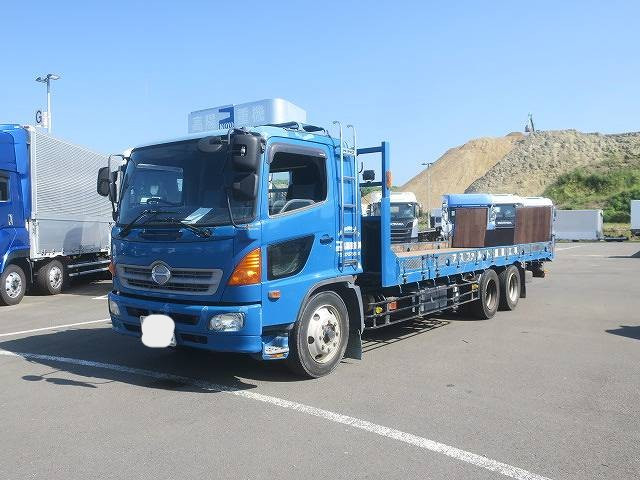 日野　車載車／キャリアカー／重機運搬車
