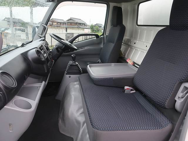 中古トラック 日野冷凍バン ＃23