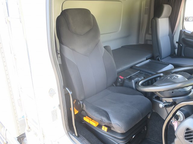 中古トラック 日野冷凍バン ＃15