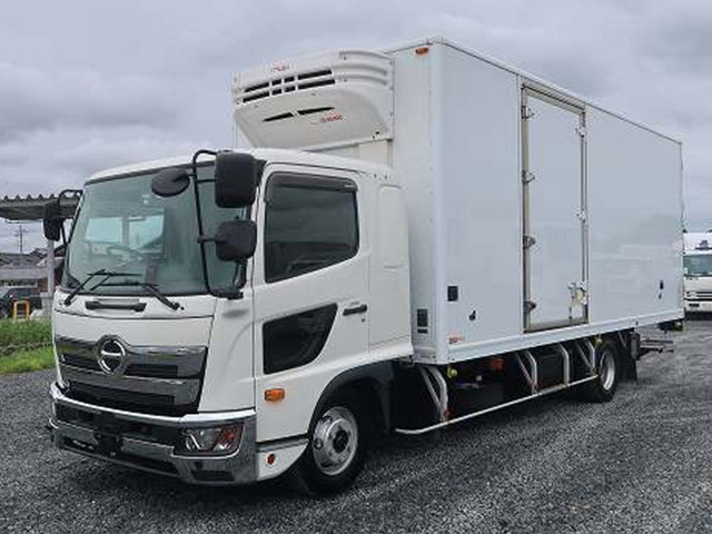 中古トラック 日野冷凍バン