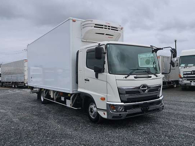中古トラック 日野冷凍バン #2
