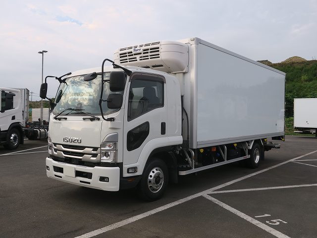 [Lease/Rental Only Vehicle] 2021 Isuzu Forward Medium-Sized Refrigerated Van, 6200 Standard, Topre-made -30°C setting, Retractable Power Gates ★Completed with our 安心車検パック (Peace of Mind Vehicle Inspection Package)!★